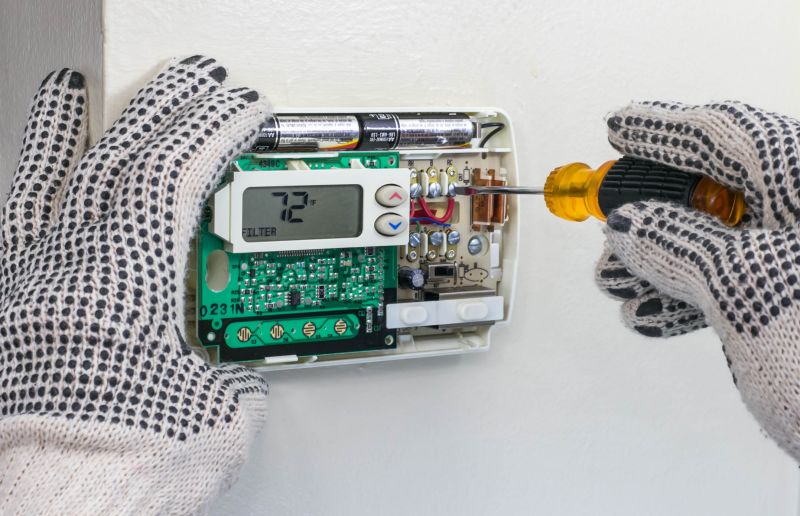 Residential Thermostat Repair detail